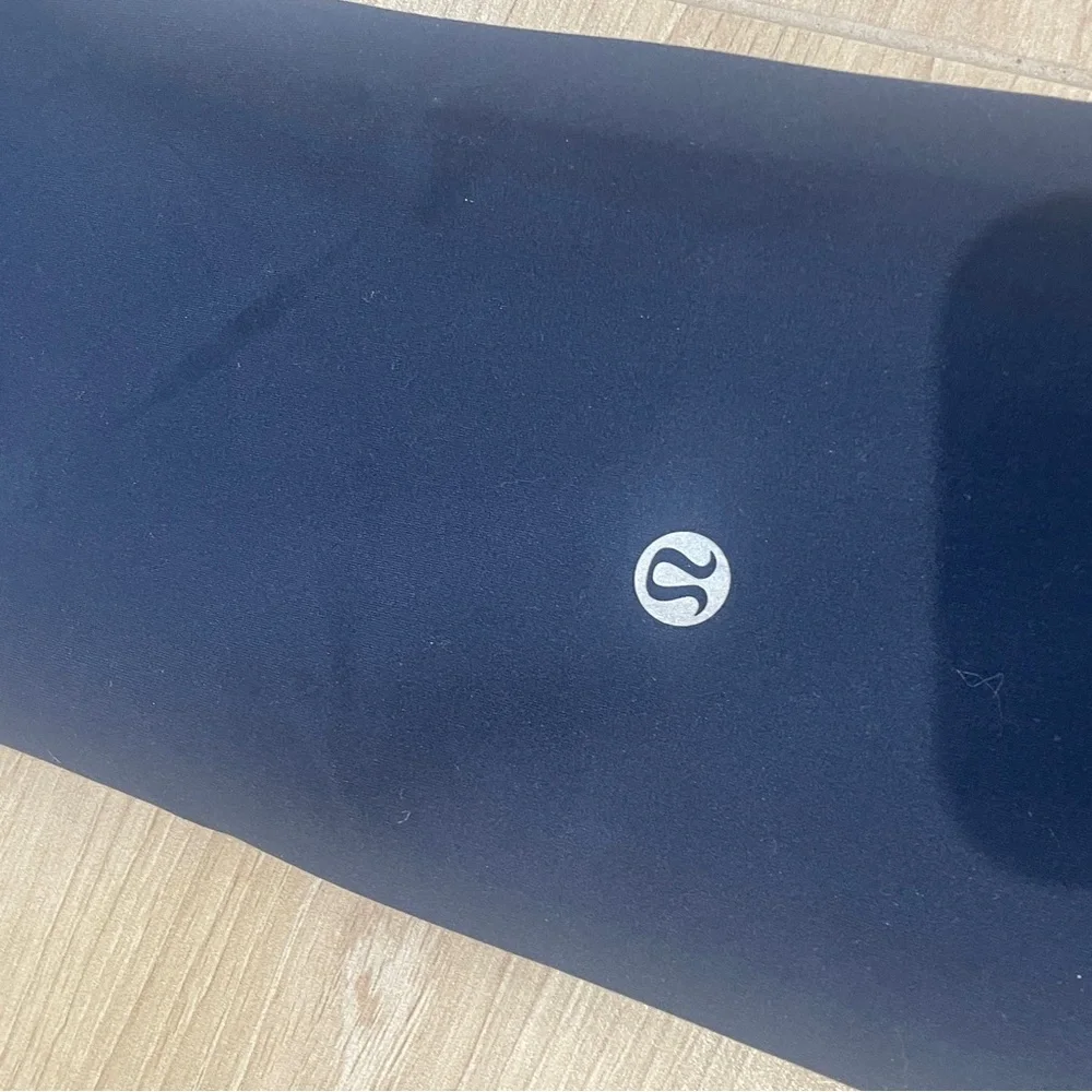 lululemon athletica navy Wunder Train Leggings 28” inseam size 4 - Picture 5 of 5